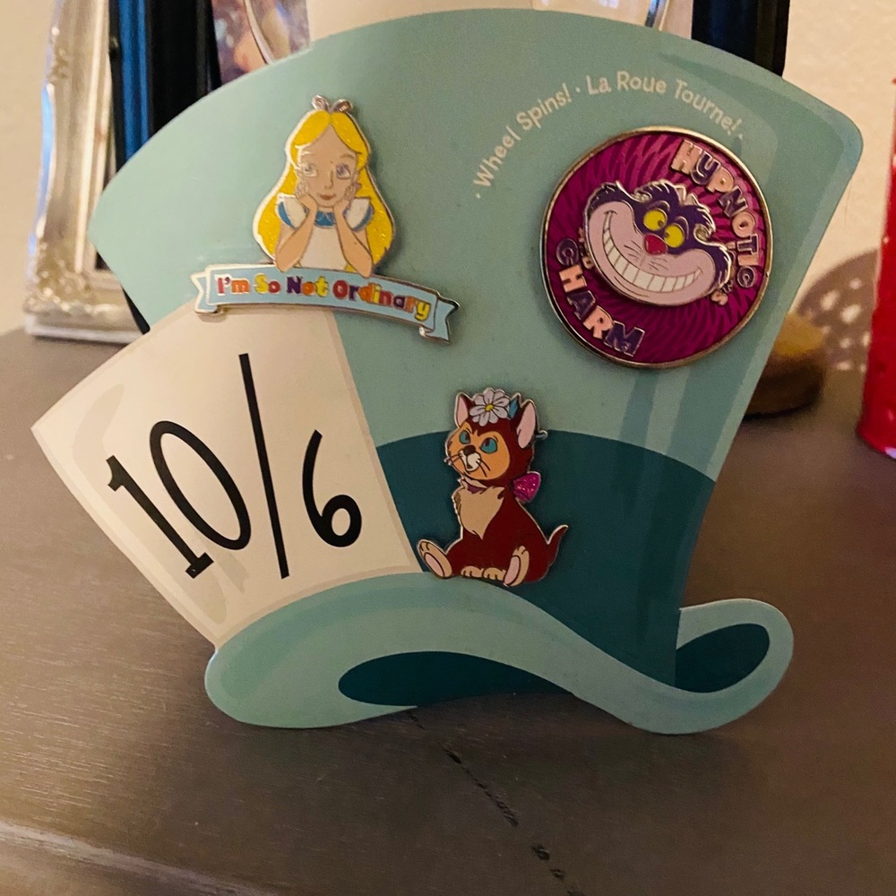 Alice in wonderland pins